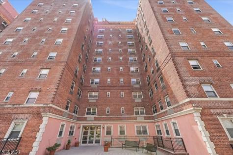 70 S Munn Avenue East Orange NJ 07018