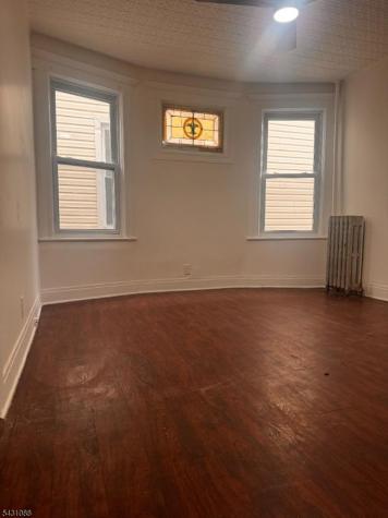 176 N 16th Street East Orange NJ 07017