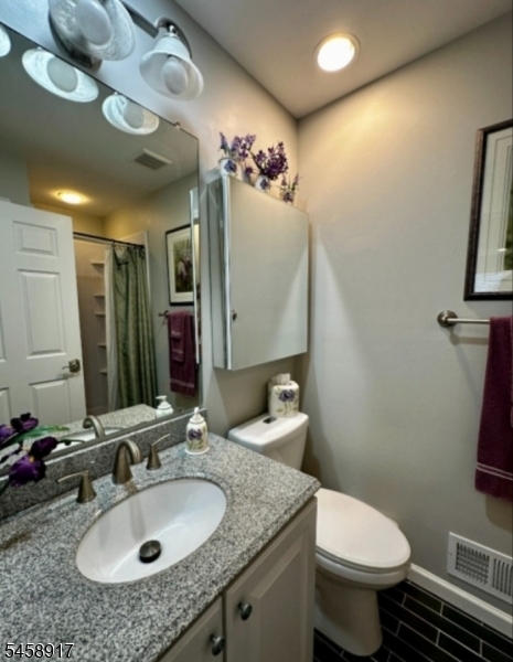 201 Swathmore Drive Nutley NJ 07110