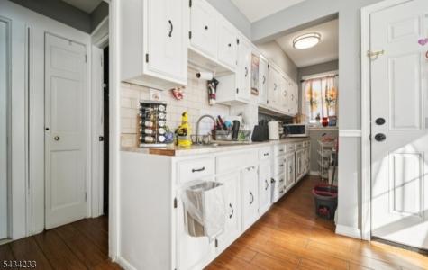 413 Beardsley Avenue Bloomfield NJ 07003