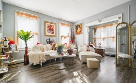 413 Beardsley Avenue Bloomfield NJ 07003