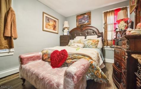 413 Beardsley Avenue Bloomfield NJ 07003