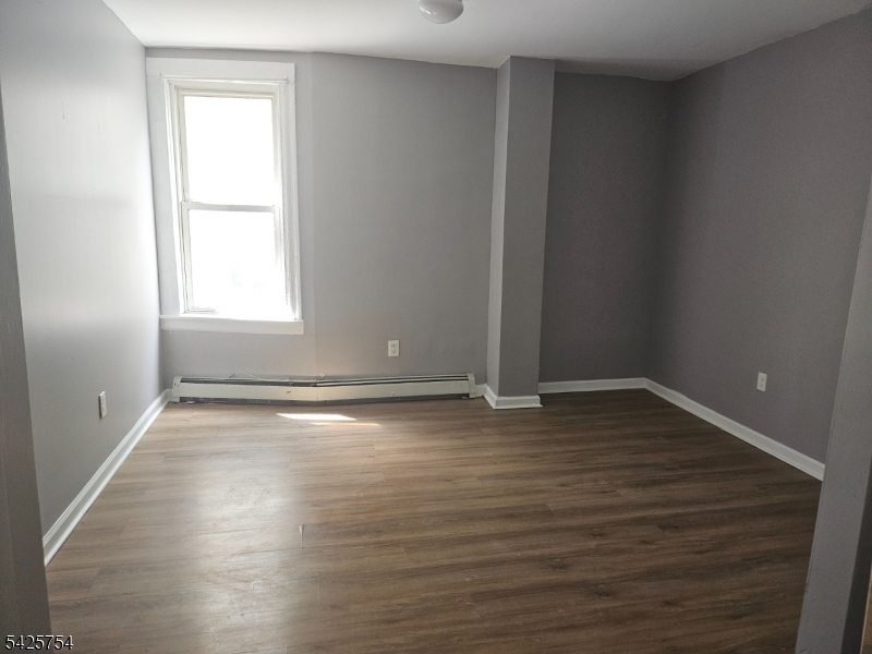234 Smith Street Newark NJ 07106