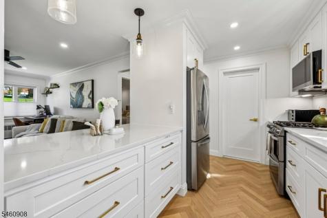12 Wedgewood Drive Verona NJ 07044