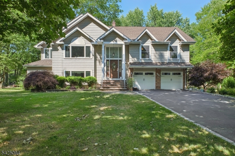 195 Chaucer Drive Berkeley Heights NJ 07922