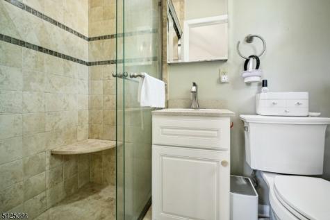 195 Chaucer Drive Berkeley Heights NJ 07922