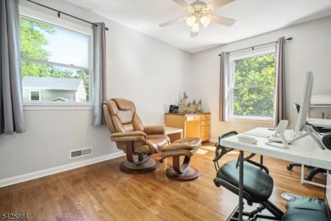 195 Chaucer Drive Berkeley Heights NJ 07922