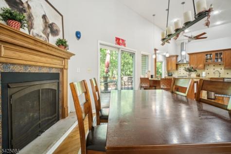 195 Chaucer Drive Berkeley Heights NJ 07922