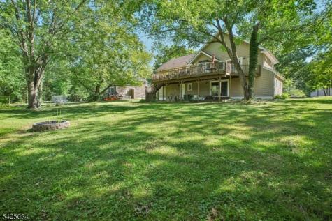 195 Chaucer Drive Berkeley Heights NJ 07922