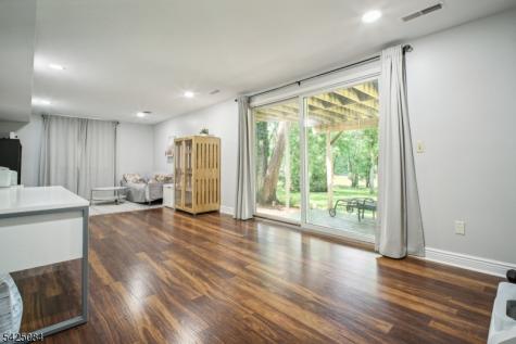195 Chaucer Drive Berkeley Heights NJ 07922
