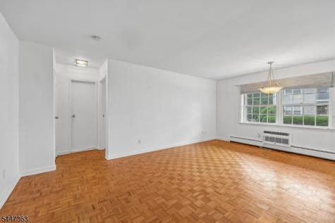 135 S Maple Avenue Ridgewood Village NJ 07450