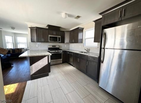 25 Amity Street Elizabeth NJ 07202