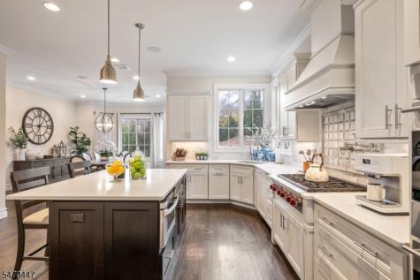7 W Serafin Way Montville NJ 07082