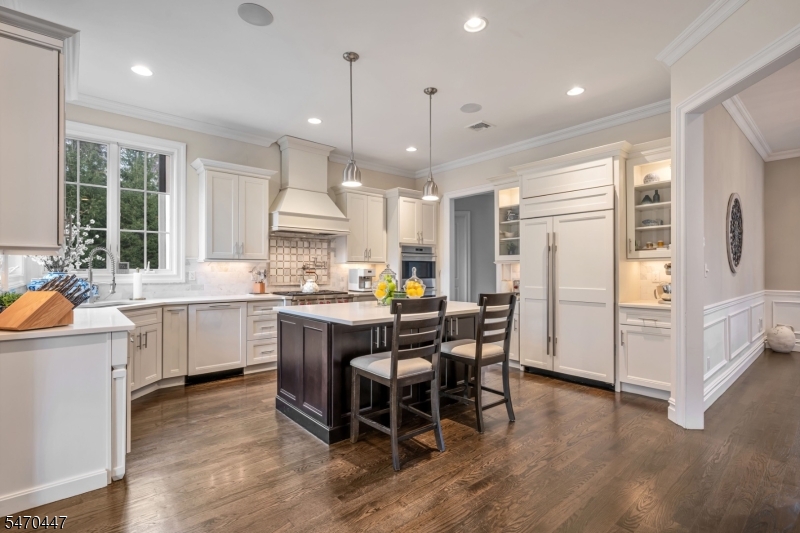7 W Serafin Way Montville NJ 07082