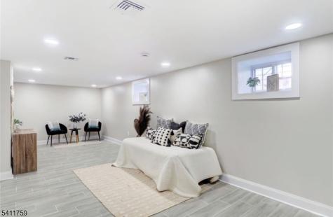 495 S Clinton Street East Orange NJ 07018