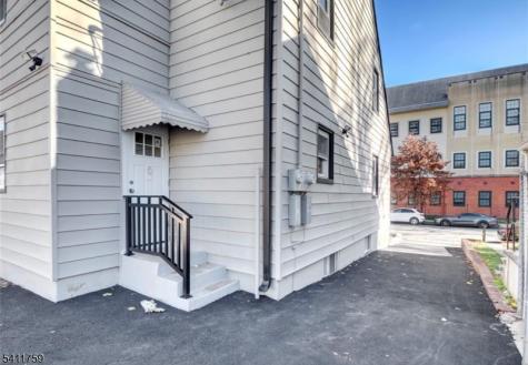 495 S Clinton Street East Orange NJ 07018