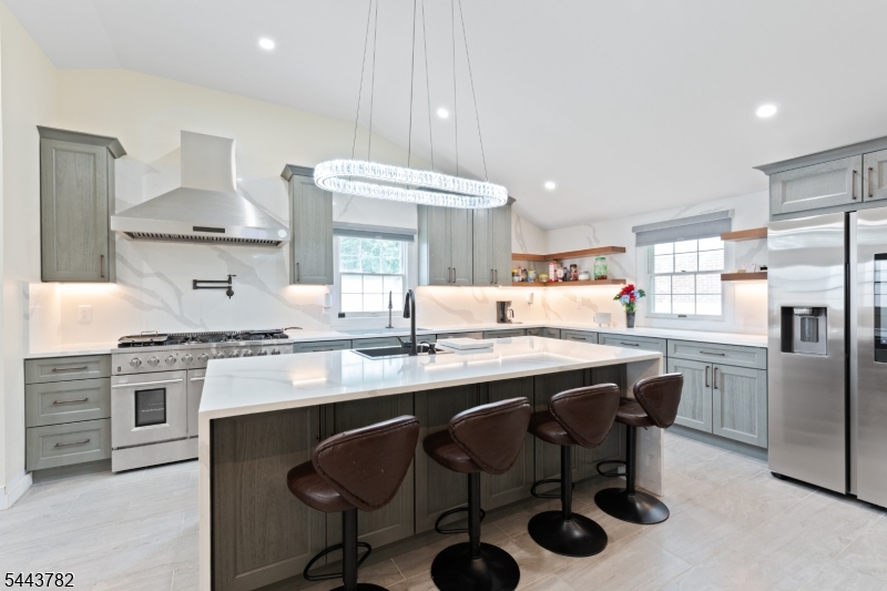 382 River Road Pohatcong NJ 08865