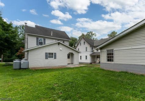 382 River Road Pohatcong NJ 08865