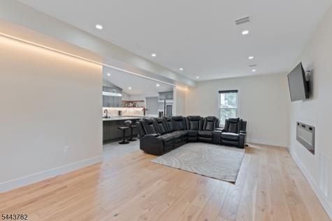 382 River Road Pohatcong NJ 08865