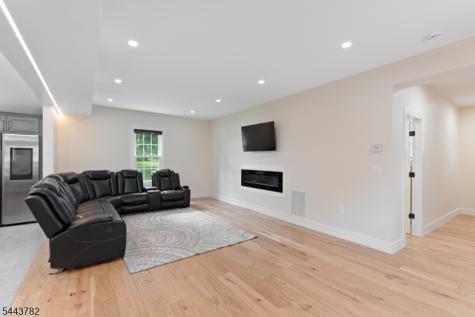 382 River Road Pohatcong NJ 08865