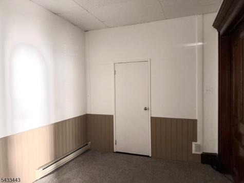 100 Main St - Front Apt 1 Newton NJ 07860