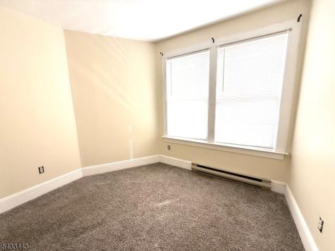 100 Main St - Front Apt 1 Newton NJ 07860