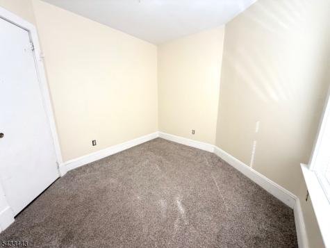 100 Main St - Front Apt 1 Newton NJ 07860