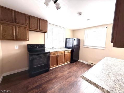 100 Main St - Front Apt 1 Newton NJ 07860