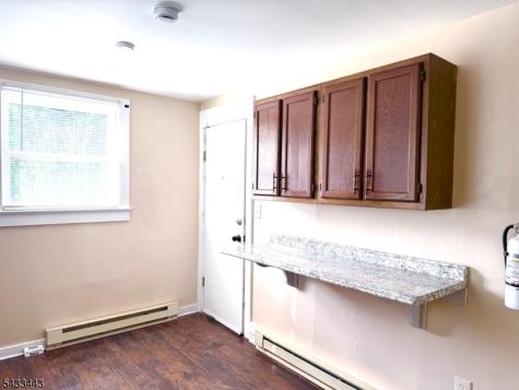 100 Main St - Front Apt 1 Newton NJ 07860