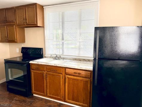 100 Main St - Front Apt 1 Newton NJ 07860