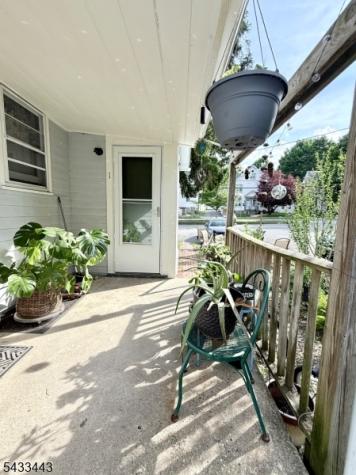 100 Main St - Front Apt 1 Newton NJ 07860