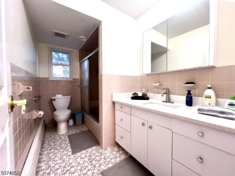 421 Bloomfield Avenue Verona NJ 07044