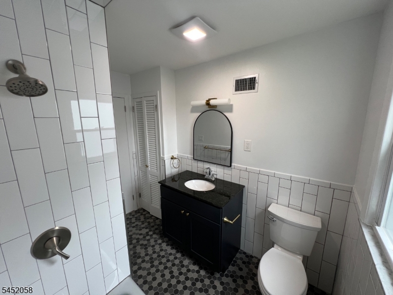 1006 Gifford Court Union NJ 07083