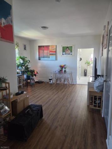 136 Hobson Street Newark NJ 07112