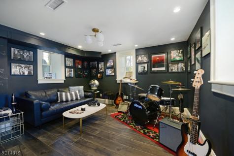 185 Valley Road Montclair NJ 07042