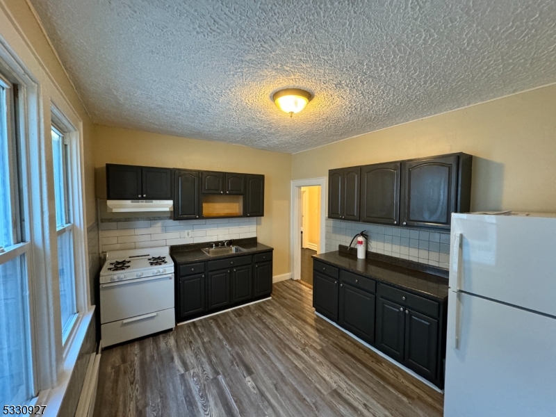 41 Columbia Avenue Newark NJ 07106