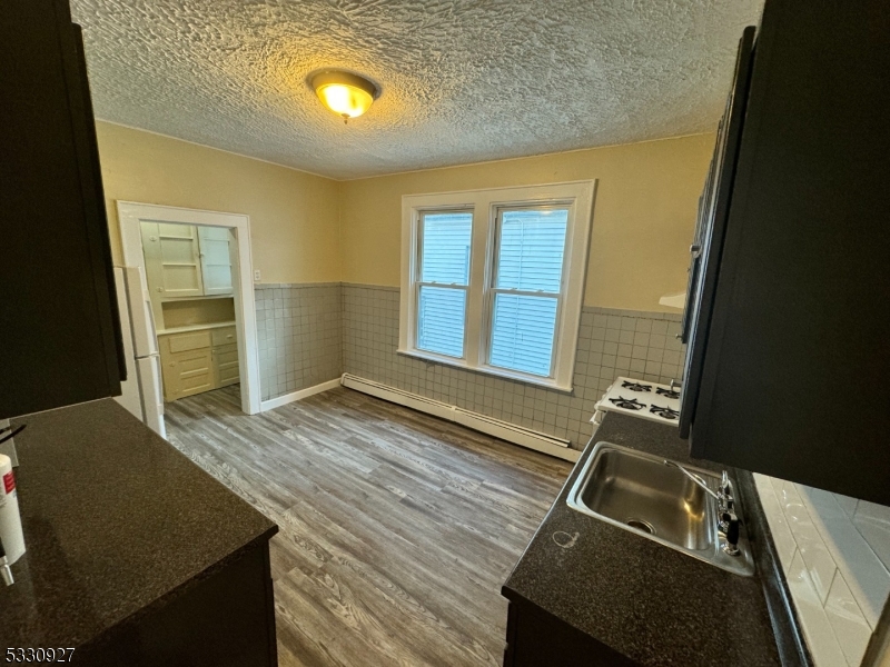 41 Columbia Avenue Newark NJ 07106