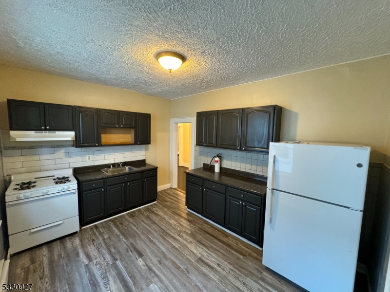41 Columbia Avenue Newark NJ 07106