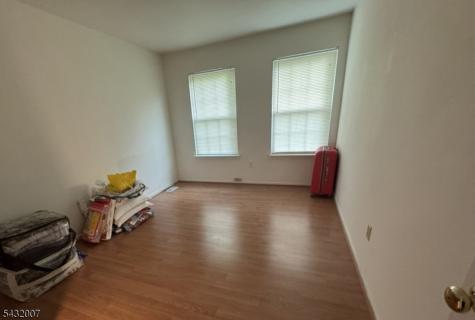 35 Almond Drive Franklin NJ 08873