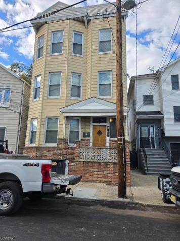 49 Barbara Street Newark NJ 07105