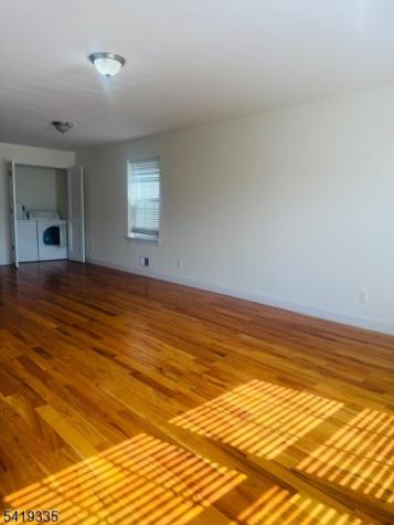 523 Broadway Elizabeth NJ 07206