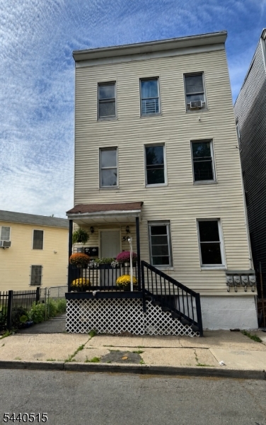 59 Brenner Street Newark NJ 07108
