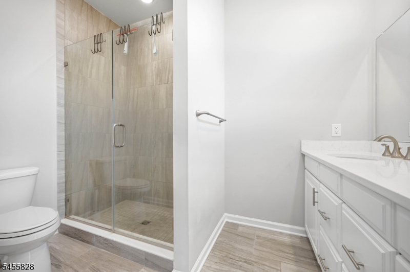 1 Braeburn Court Livingston NJ 07039