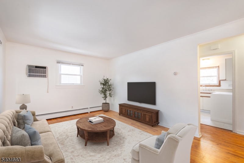 116 Edison Street Clifton NJ 07013