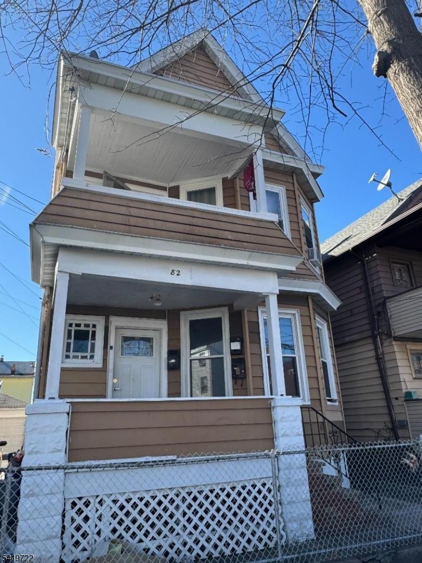 82 E 18th Street Paterson NJ 07524