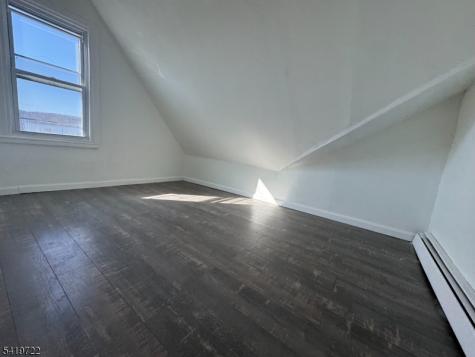 82 E 18th Street Paterson NJ 07524
