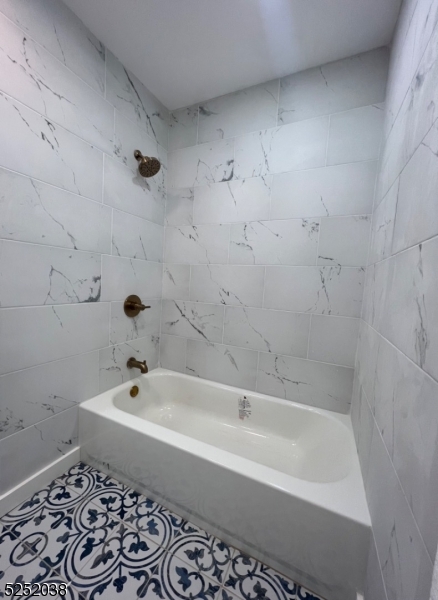 111 Spring St7moran Newton NJ 07860