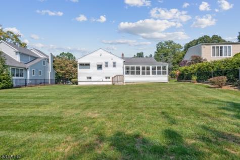 990 Washington Avenue Hohokus NJ 07423