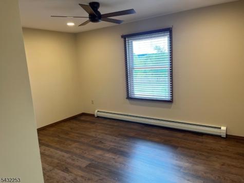 31 Countryside Road Knowlton NJ 07832