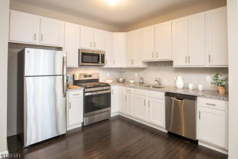 88 Arlene Court Parsippany-troy Hills NJ 07950